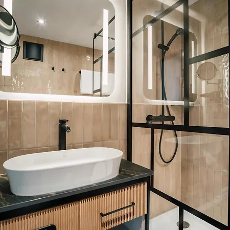 레오나르도 부티크 리기호프 4*