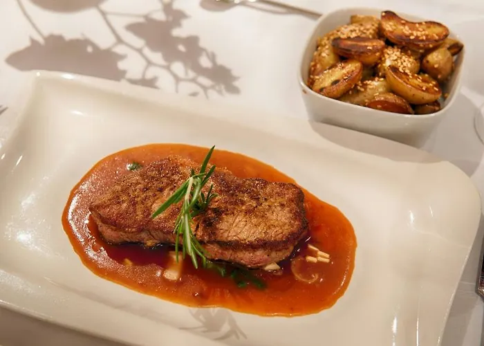 Hotel Leonardo Boutique Rigihof 4*