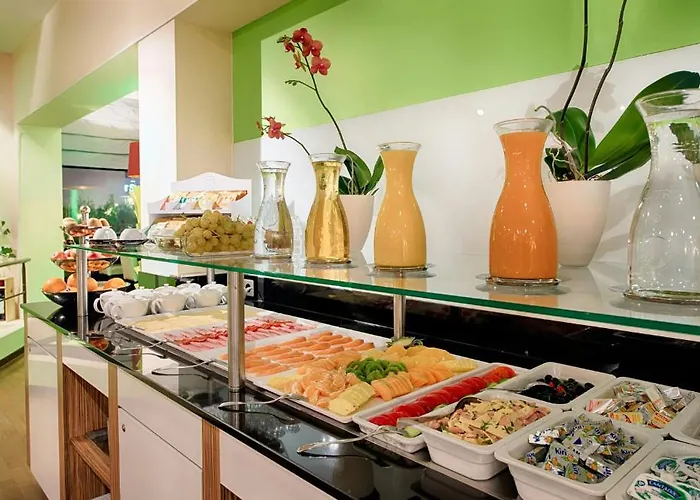 Готель Leonardo Boutique Rigihof