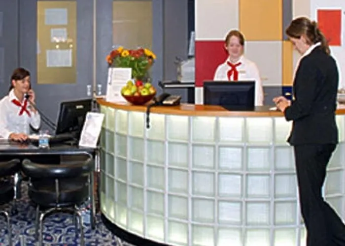 Hotel Leonardo Boutique Rigihof 4*